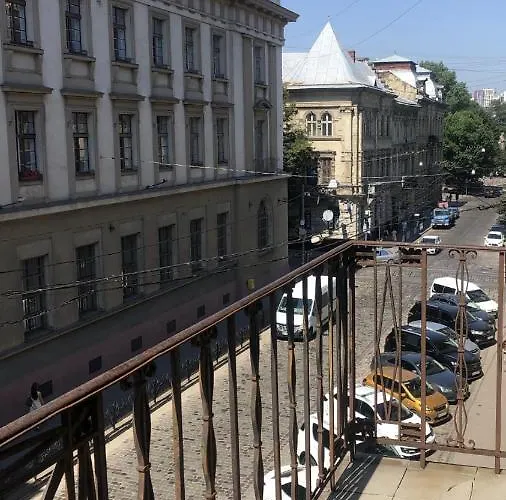 Apartament Lvivskiy Zatyshok Two Bedrooms Isolated With Balcony