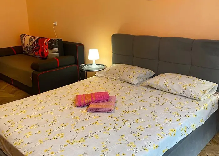 Lvivskiy Zatyshok Two Bedrooms Isolated With Balcony